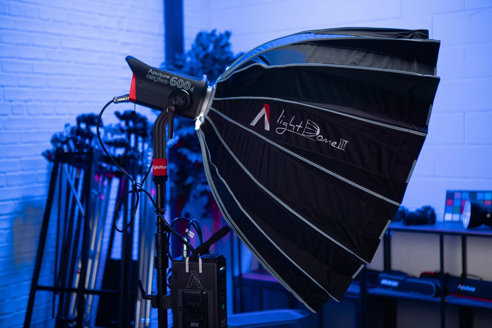 Aputure Light Dome III